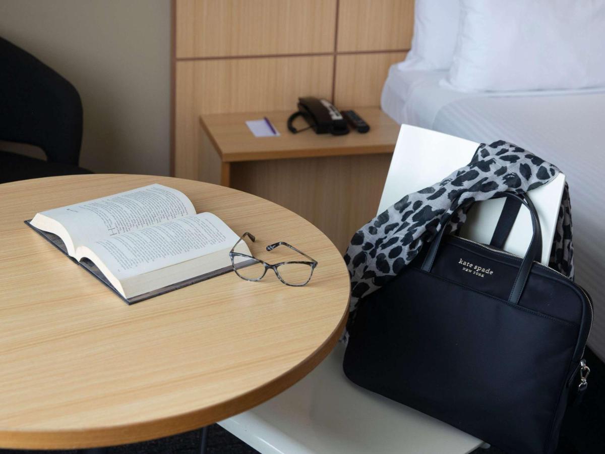Mercure Sydney Bankstown Екстер'єр фото