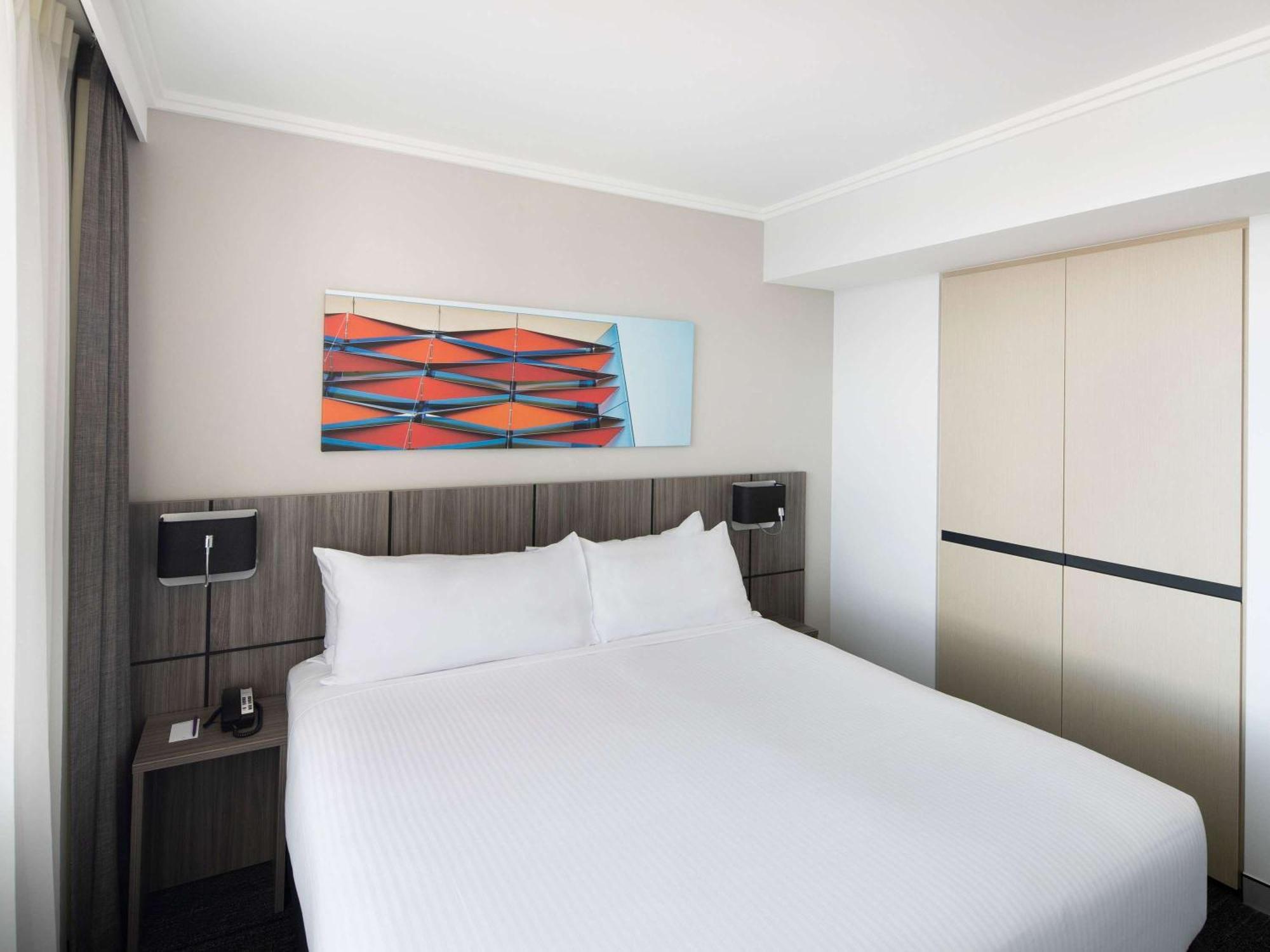 Mercure Sydney Bankstown Екстер'єр фото