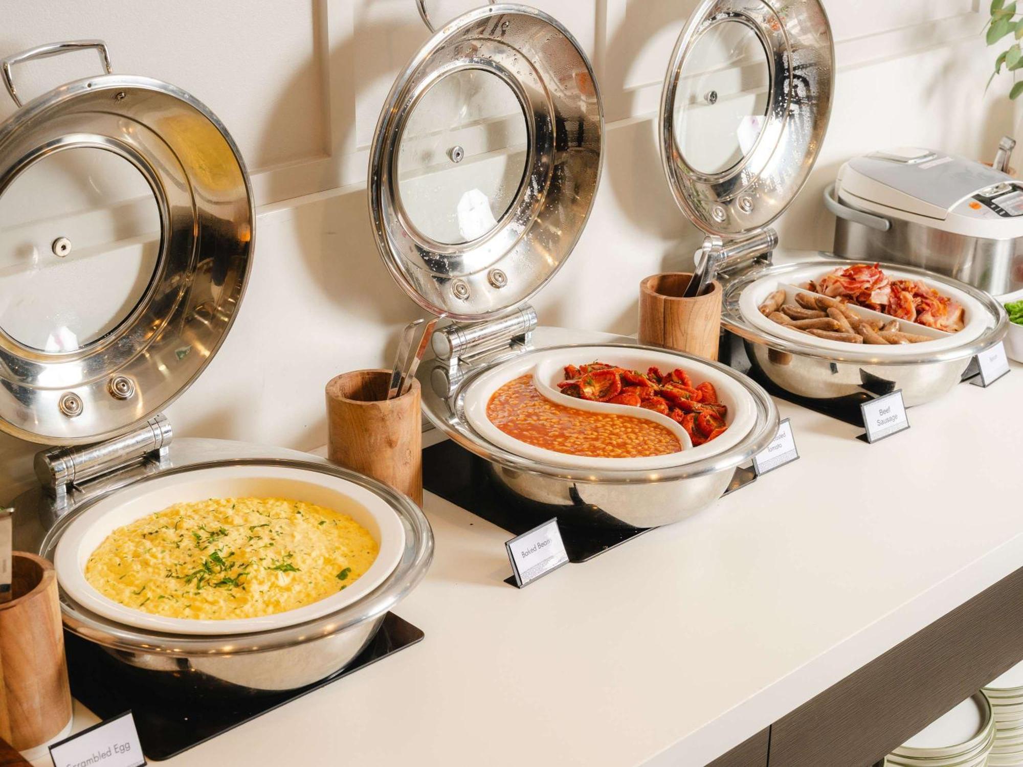 Mercure Sydney Bankstown Екстер'єр фото